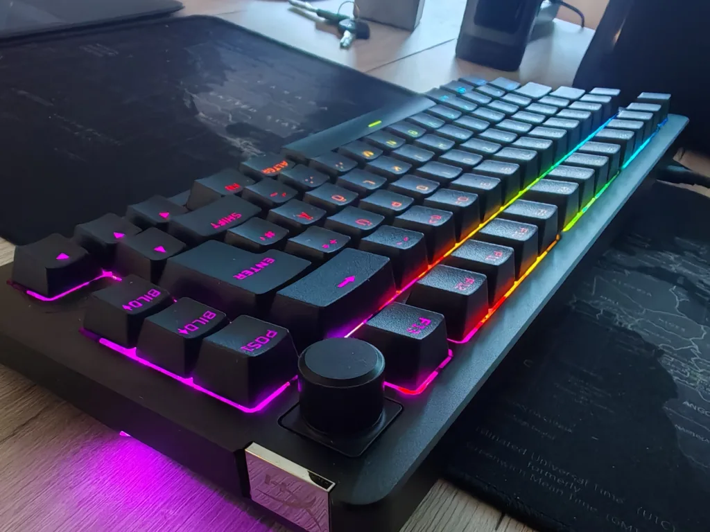 HyperX Alloy Rise 75 Wireless Gaming Tastatur - Beleuchtung