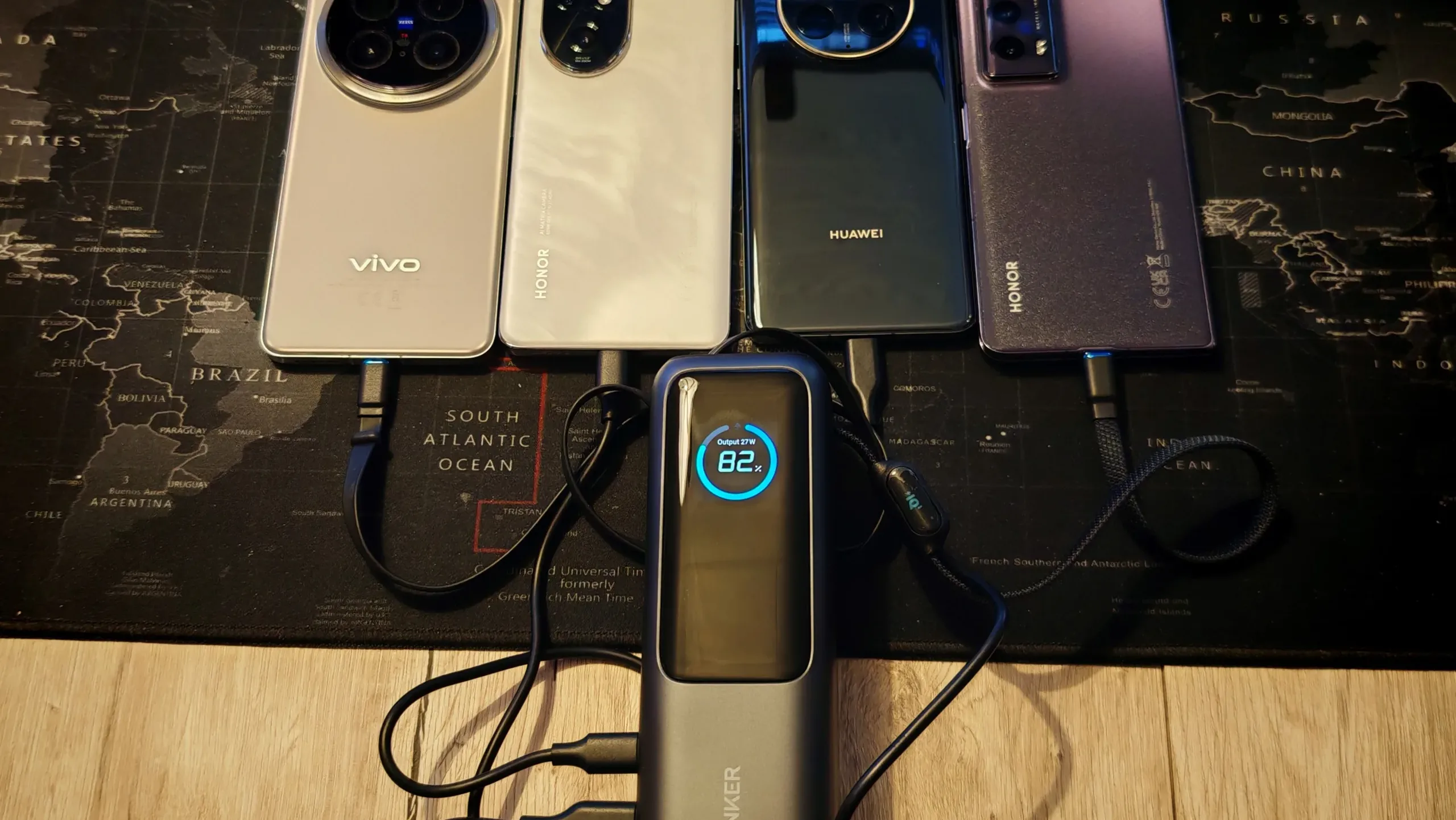 Anker Powerbank 25K Cable - $ Geräte gleichzeitig Laden