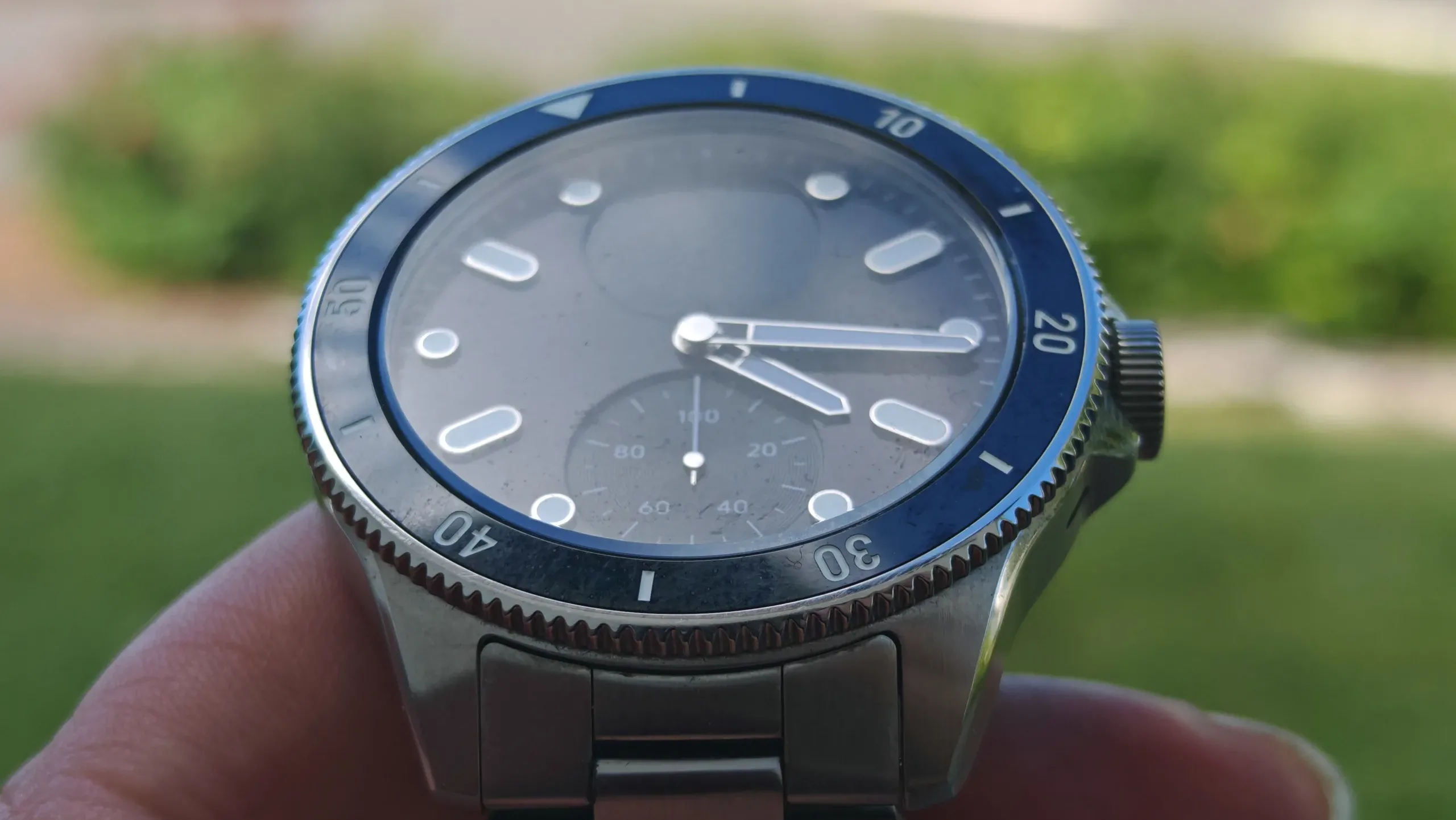 Withings ScanWatch Nova - Lünette Keramik und Edelstahl