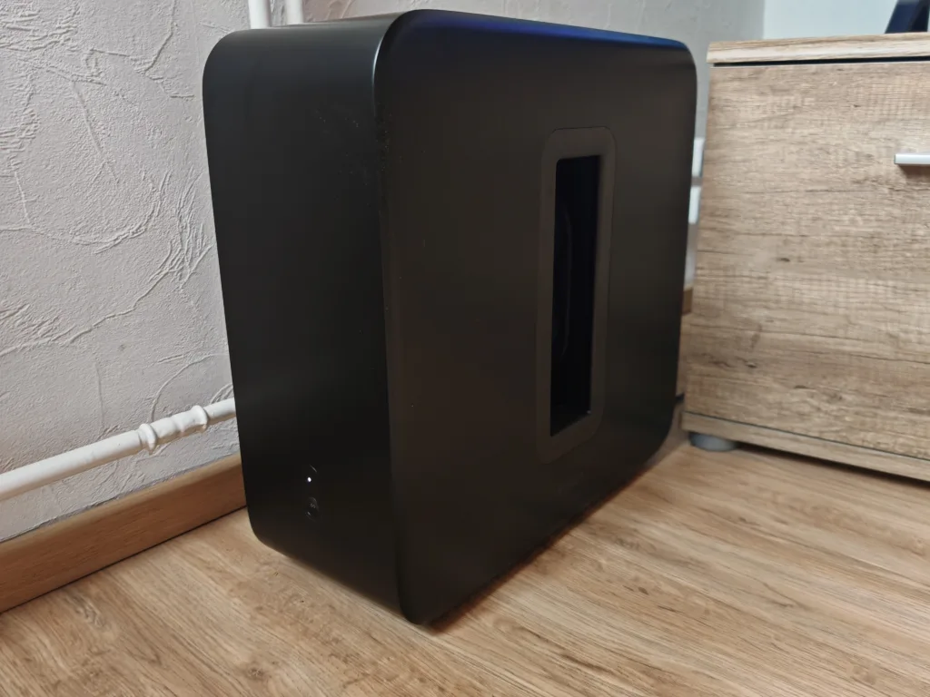 Sonos Sub 4 - Schräg