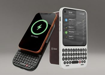 Clicks Communicator and Powerkeyboard Titelbild