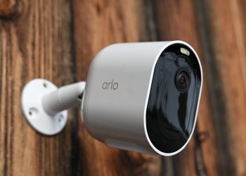 Arlo Pro 6