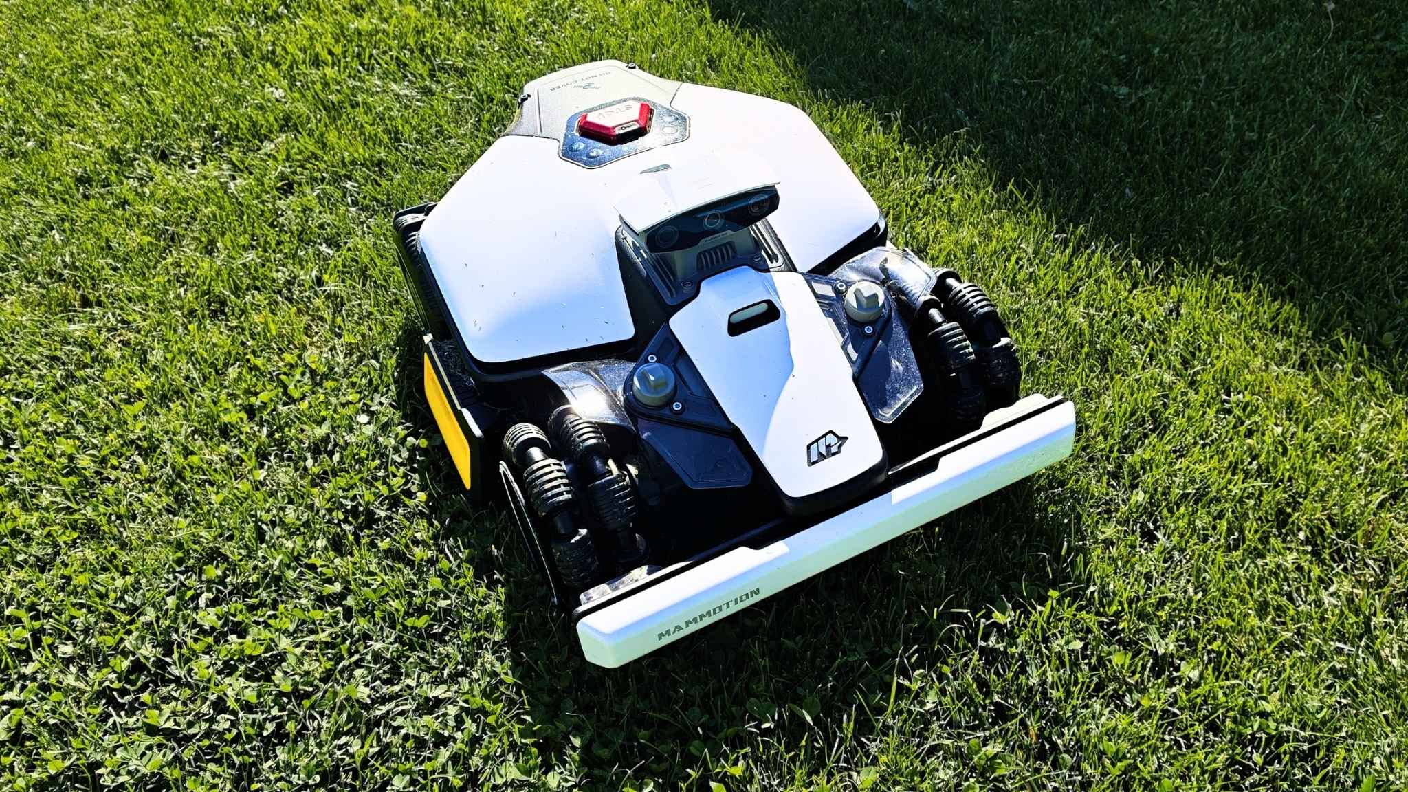 Mammotion Luba Mini 2 AWD 1000