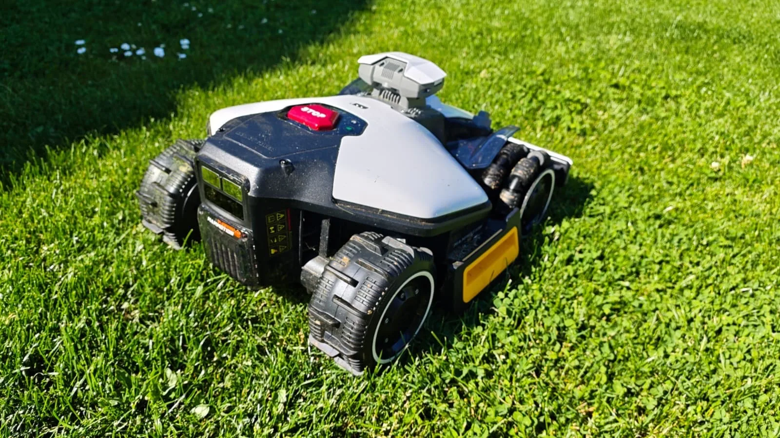 Mammotion Luba Mini 2