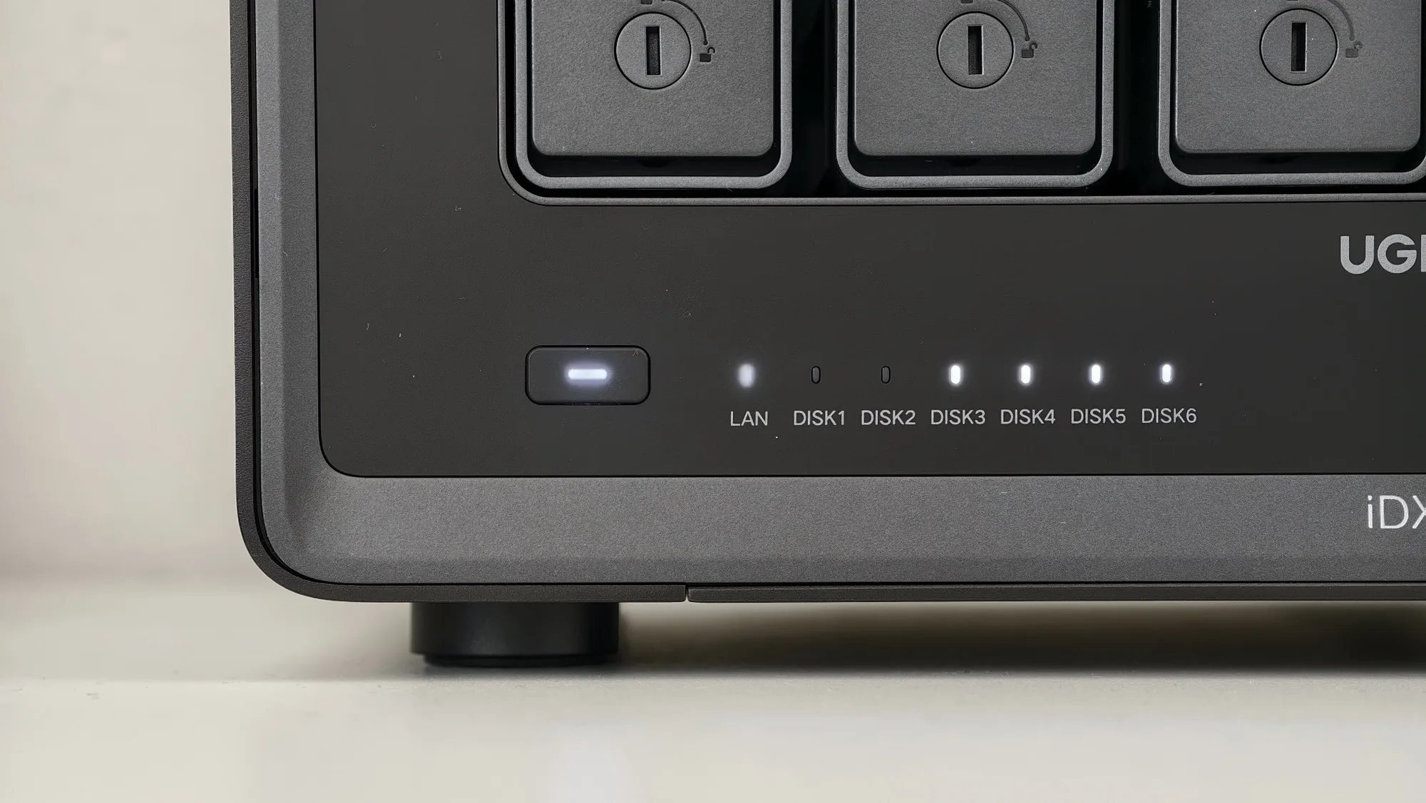 Ugreen IDX6011 AI NAS