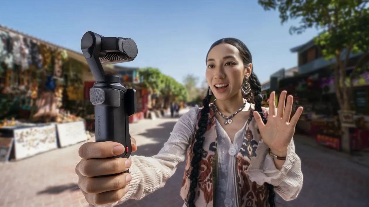 Insta360 Luna Ultra