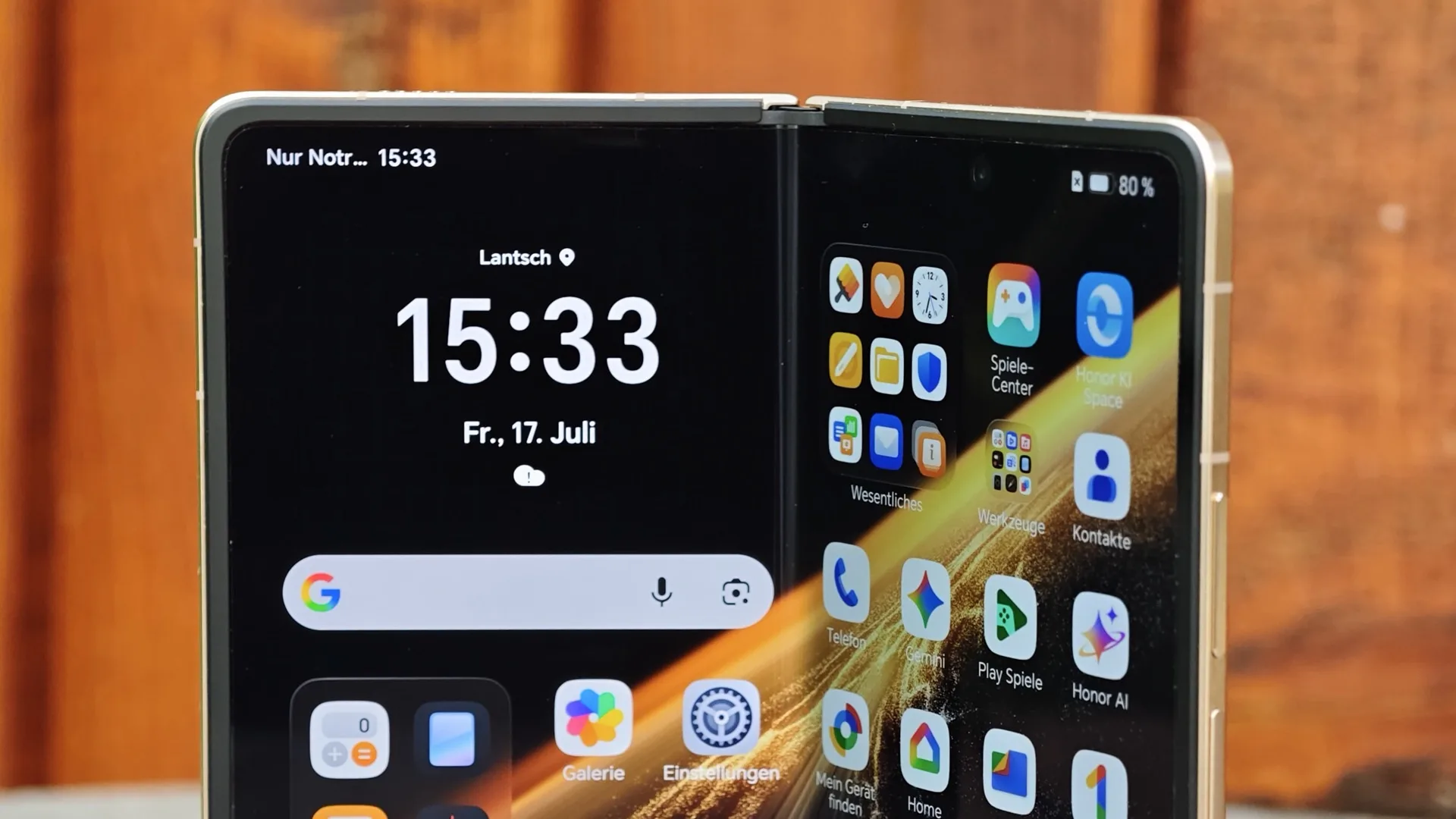 Honor Magic V6